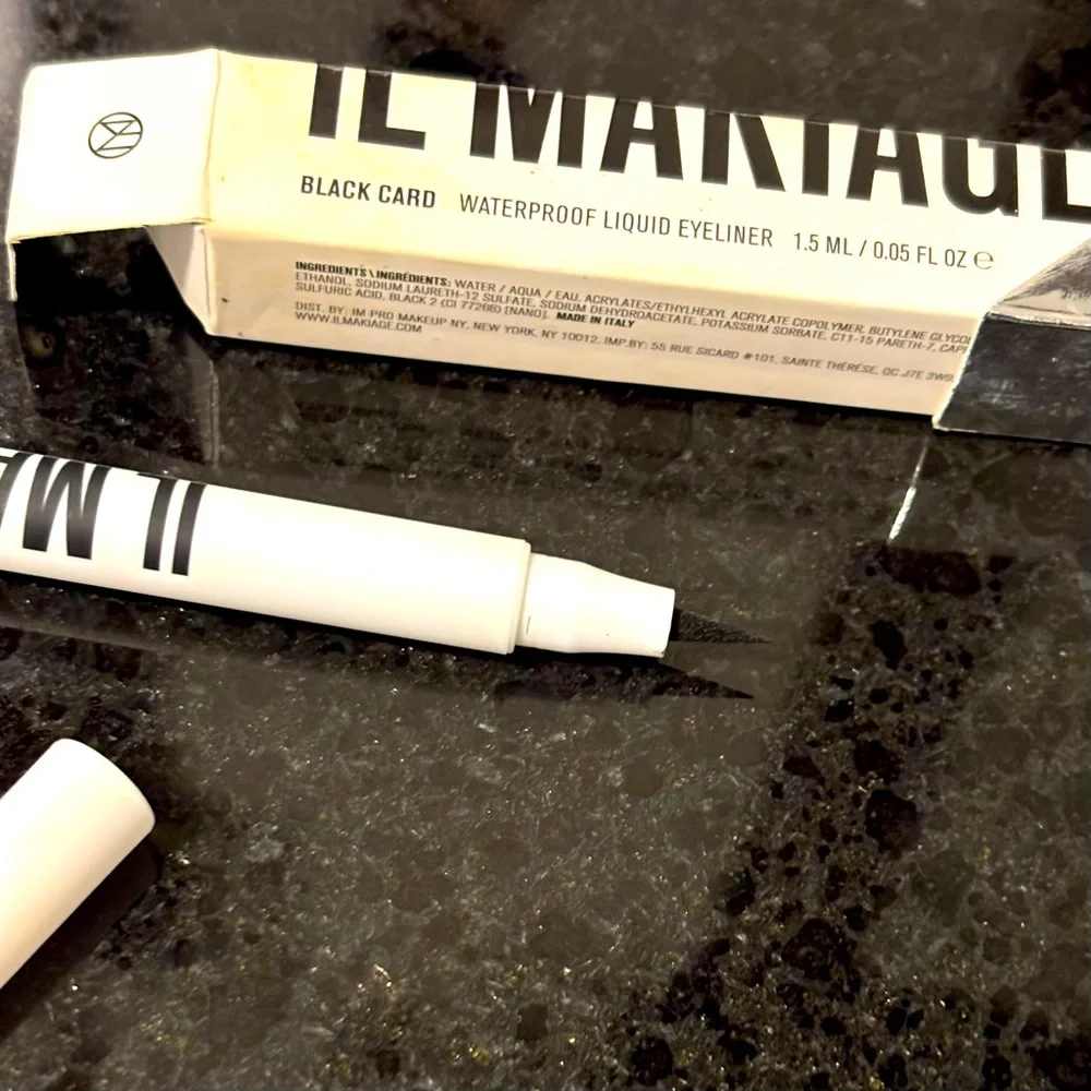 IL MAKIAGE WATERPROOF LIQUID EYELINER - Picture 4 of 4